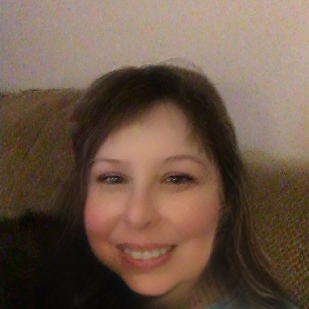 Meet your Posher, Beth